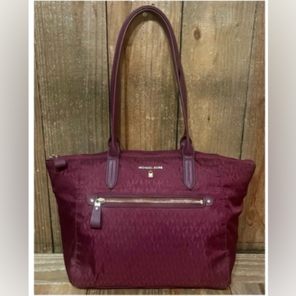 Michael Kors Purple Tote Bag with Dust Cover EUC - Picture 1 of 6